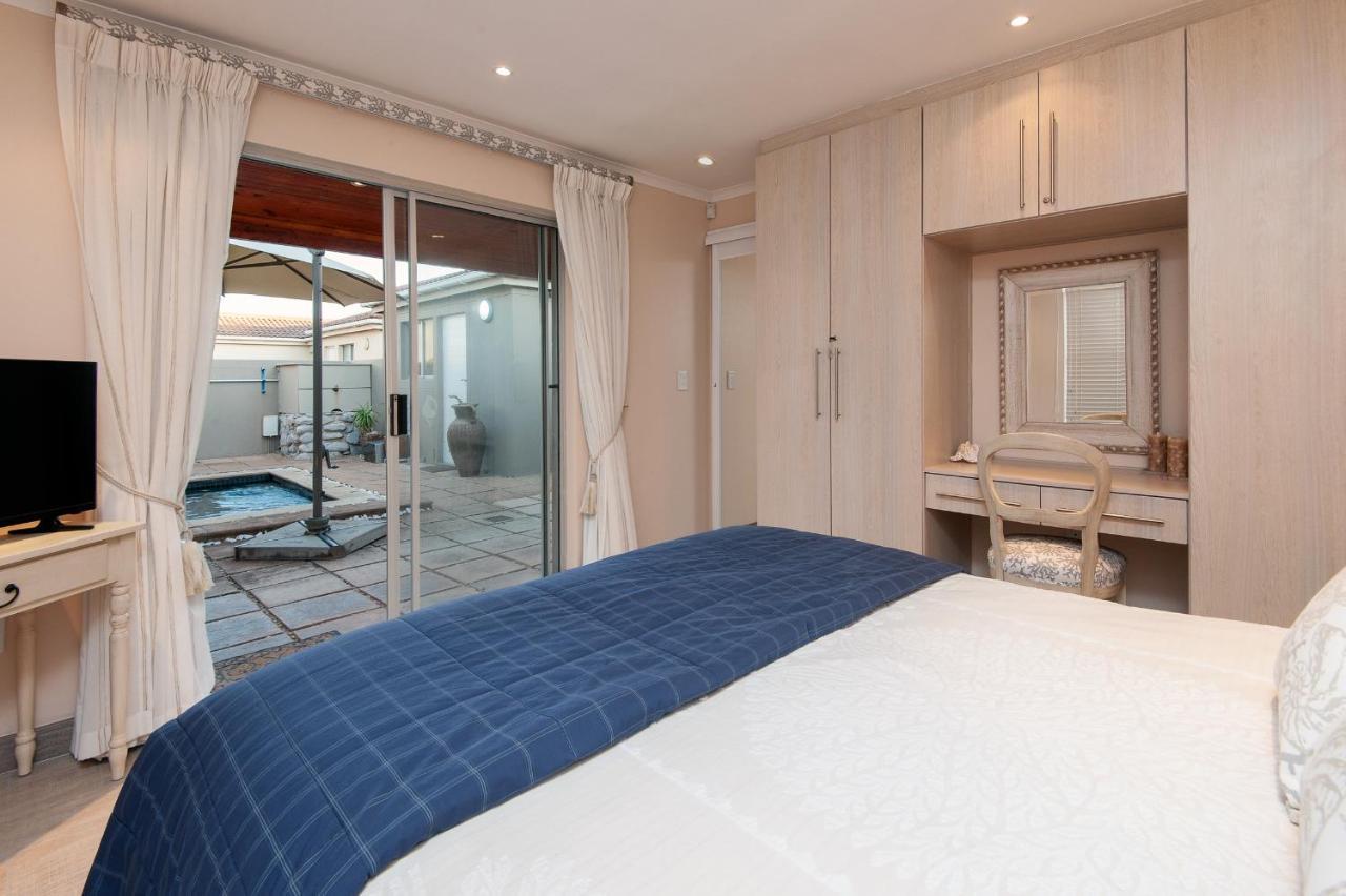 Hermanus Haven, Entire Home, On The Sea, Private Pool, Secure Bagian luar foto